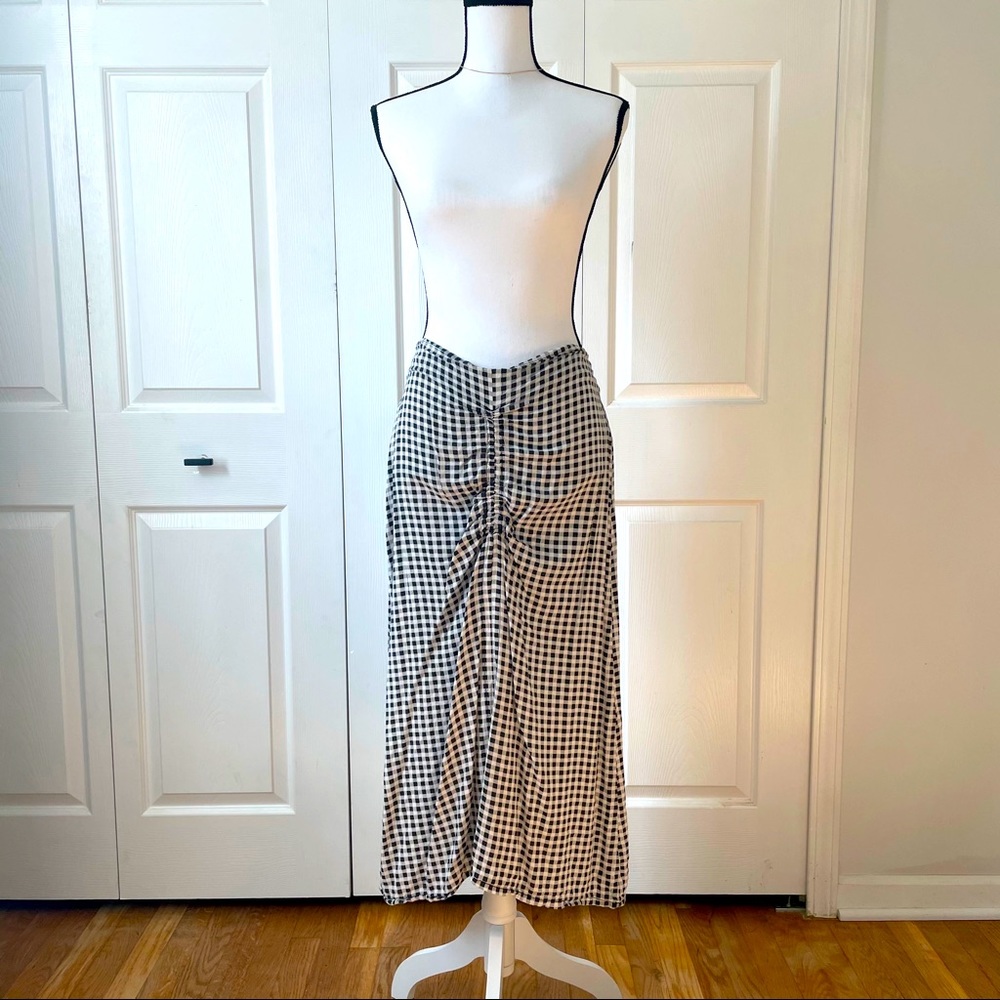 MIDI Urban Outfitters Skirt